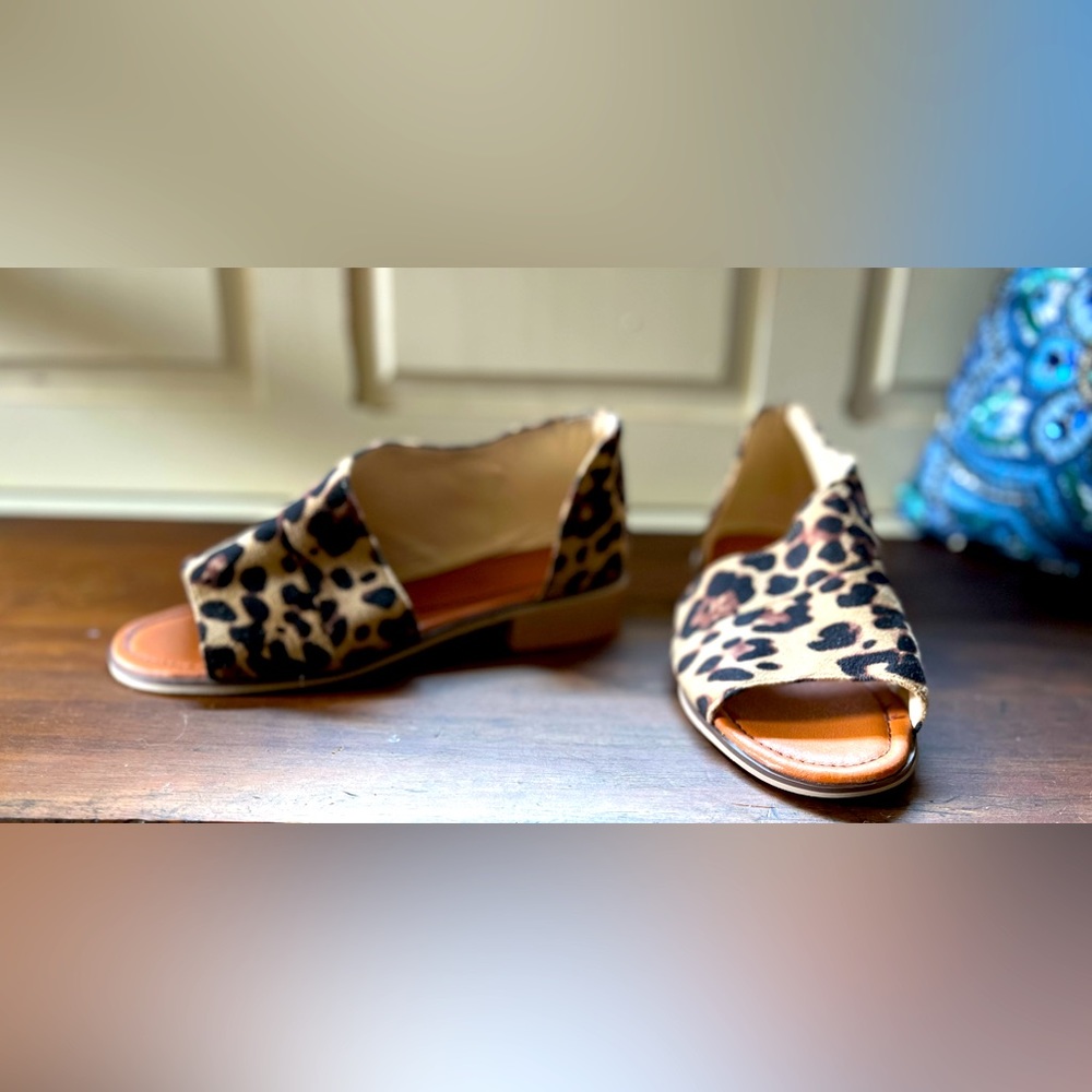 Leopard Flats